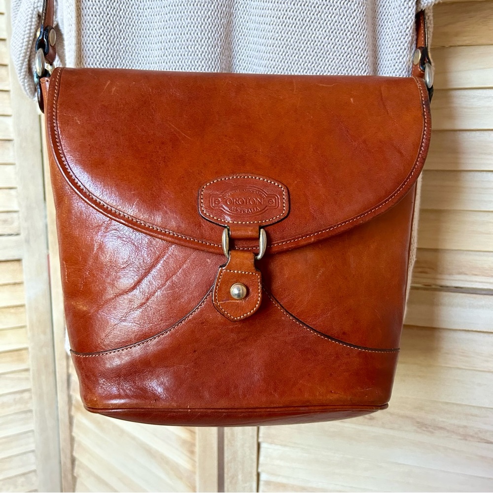 OROTON | Australian Fine Leather Goods Saddle Shoulder Bag